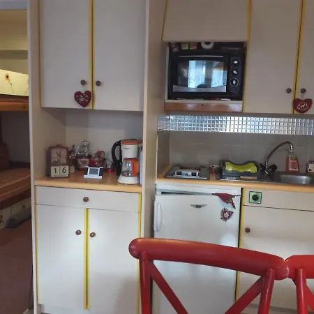 Cosy Au Centre De Villard-de-lans, 4 Pers, Balcon Sud, Proche Commodites Et Navettes - Fr-1-689-41 *