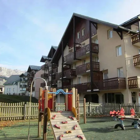 Cosy Au Centre De Villard-de-lans, 4 Pers, Balcon Sud, Proche Commodites Et Navettes - Fr-1-689-41 Apartment Villard-de-Lans